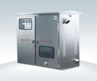 户外综合配电柜系列适用于交流50Hz，额定电压0.4kV以下输配电系统。该系列产品融自动补偿和配电为一体，集漏电保护，电能计量、过流